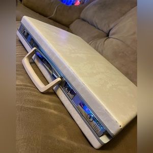 Vintage! 1970s Samsonite Briefcase ~~ Mint Condition ~~